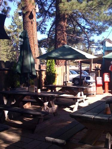 Izzy's Burger Spa in South Lake Tahoe, California  - Izzy's Burger Spa in South Lake Tahoe, California makes the best burgers!