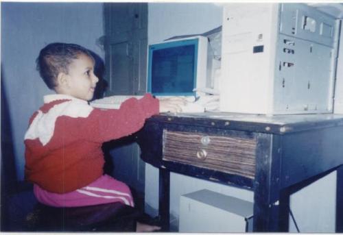 My first PC - Picture of my first PC, Intel DX4, 100 MHz, 16 MB RAM, B/W Monitor - it was one of the latest available at that time. I loved it too much.