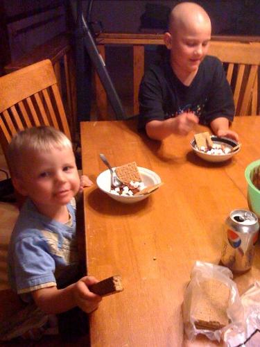 We made this delicous S'mores pudding tonight for  - We made this delicous S'mores pudding tonight for dessert