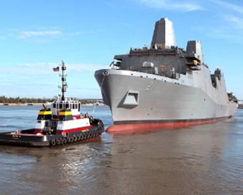 uss new york - The world Trade Center was melted down and made into the USS NEW YORK