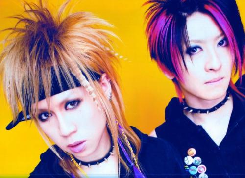 lm.c - Maya and Aiji