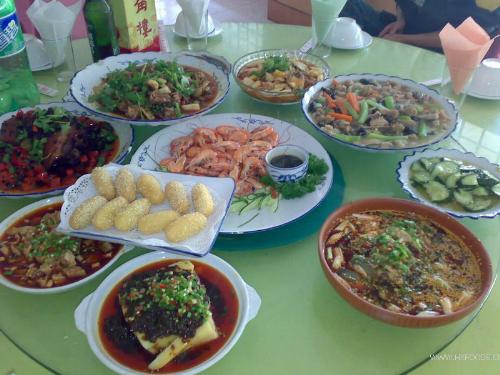 a banquet - a common business banquet