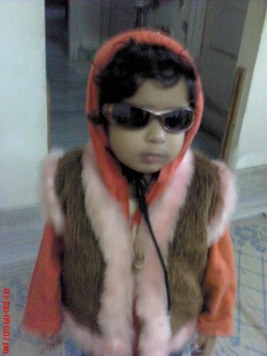 That little girl!! - She is really a cute girl. Don't you think??