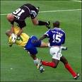 Brazil Vs France world cup 1998 - Fabien Bartez, demonstrating the job of a goal keeper!