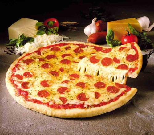 pizza - This is a picture of a pizza.