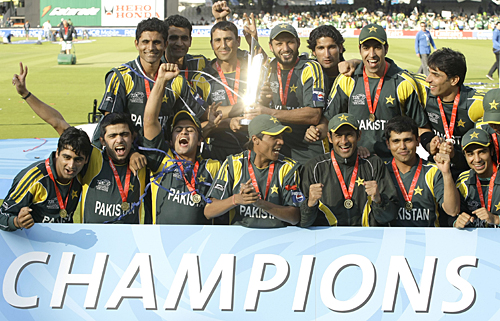 Pakistani Heroes - What do you think about this champion Team!!