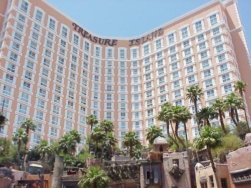 Treasure Island - Picture of Treasure Island in Las Vegas.