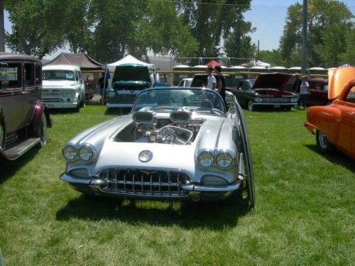Every year for the 4th of July we have a show and  - Every year for the 4th of July we have a show and shine with classic cars