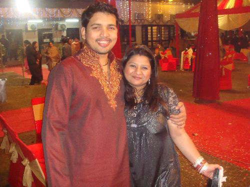Me& my Lavi - Me and my beautiful wife