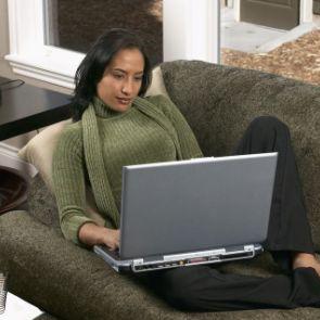home working lady in internet - this is a photo of working lady works fro her home