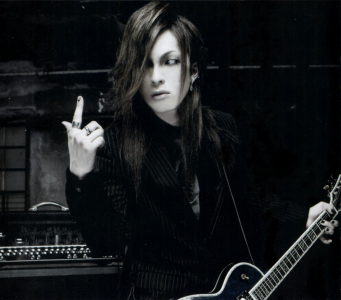 Hide-zou - Hide-zou from D.