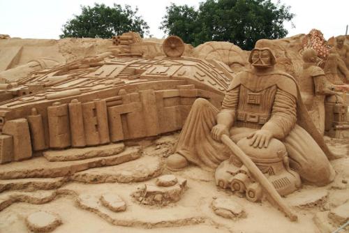 Amazing Sand Sculpture 4! - No glue or cement or anything like that is used at all! It's just seawater and sand apparently. I wonder if they use pre-made moulds though?