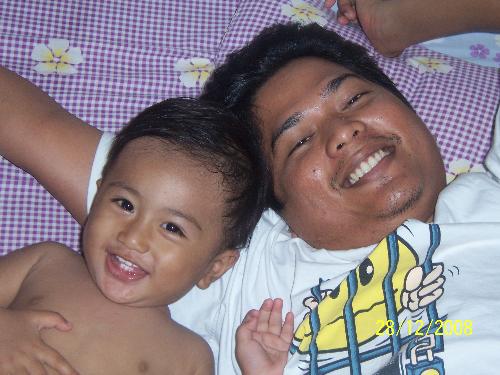 Sizidni and me - it's when he's 1 & half years old