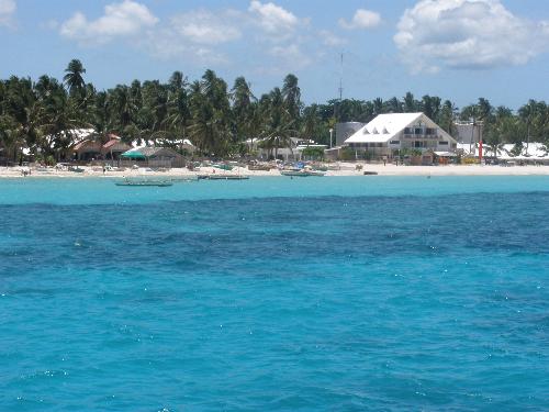bantayan island - i just miss the beauty of bantayan island. :( i miss the people, the white refined white sands, the minicabs or 'trisikad', the fresh air, fresh fish from the 'bangka', the sunrise and sunsets, the party people, the weather and the island itself. i miss it like crazy!!!