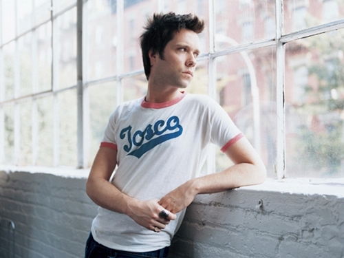 rufus - rufus wainwright posing