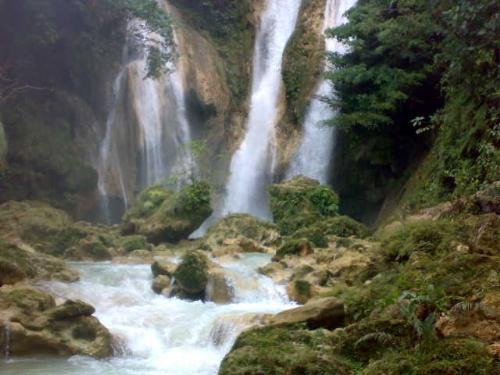 falling waters - waterfalls coming from above
