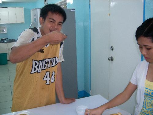 kaon2 - pag luto2 namo.........
