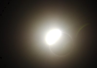 total solar eclipse  - Let's watch total solar eclipse together.