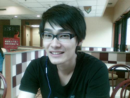hey,it's me -  it's me , i am come China , nice to meet u all guys !