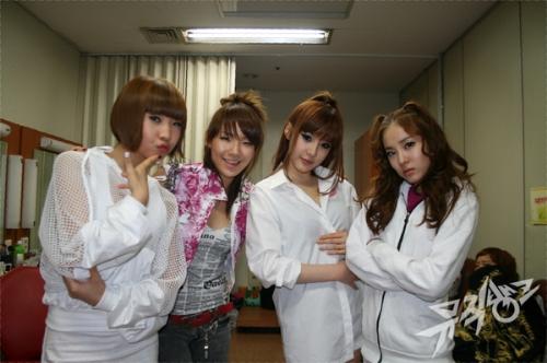 2ne1 - 2ne1 the best!!!!!!!!!!!!!!
