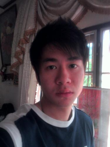 me! -  this is me.....photo taken as i have nothing to do....kind of bored...lol