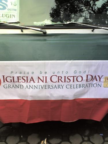 Iglesia Ni Cristo 95th Anniversary Banner - The picture above is a streamer made by the members of the Iglesia Ni Cristo (Church Of Christ) during their 95th Anniversary Celebration. Millions of members gathered all over the world to thank the Lord God for the continuous love and blessings the he is showering the church and its members. The church of Christ celebrated it's 95th year last July 27, 2009.