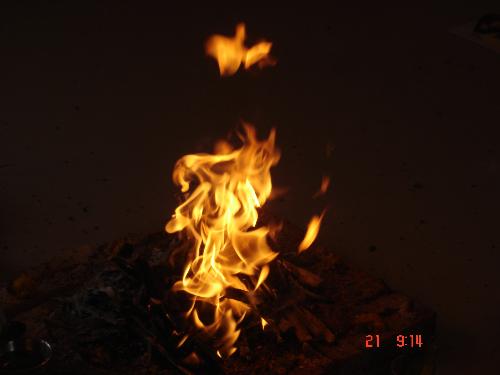 its original flame - it a pix of ones home inauguration [gher pravesh] i just want to show that flame has not only one way to flow it can b this this