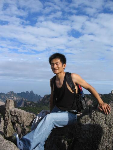 At the top of Huang Mountain  - This is the my photo, please appreciate Huang Mountain scenery!