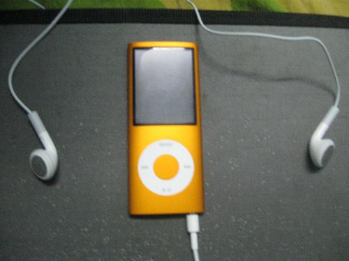 Apple i-pod Nano - This is a picture of the apple's latest i-pod nano. It has extremely good sound quality. The games also are fabulous.