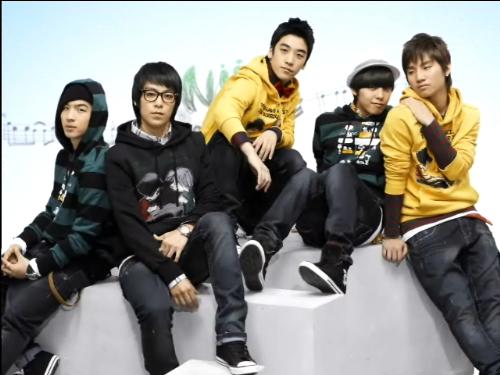 this is the group!! - i so love them..and they are really great... i hope that you will like them as well