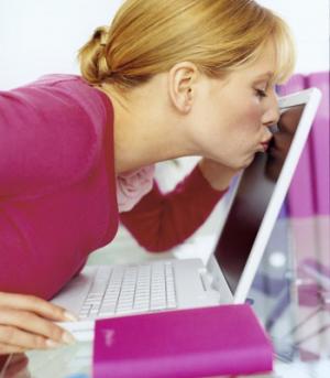 kiss him...and spy on him? - whats on your mind?are you a jealous type of person?