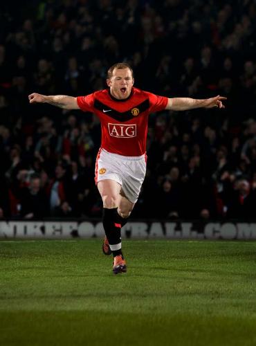 Manunited home kit - The new home kit for 2009-2010 season.... it better be lucky....