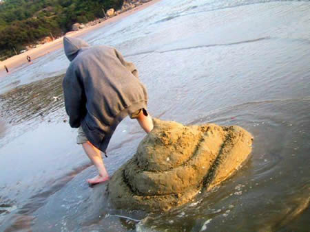 Beach Poop - ohhhhhhhhhhh