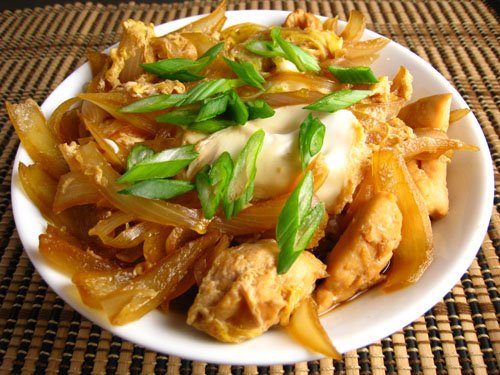 Chicken and egg dish - The picture shows a food preparation made using chicken and egg.