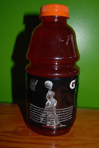 Limited Edition Michael Jordan Gatorade Bottle 6 o - last bottle in the Limited Edition Michael Jordan Gatorade Bottle set