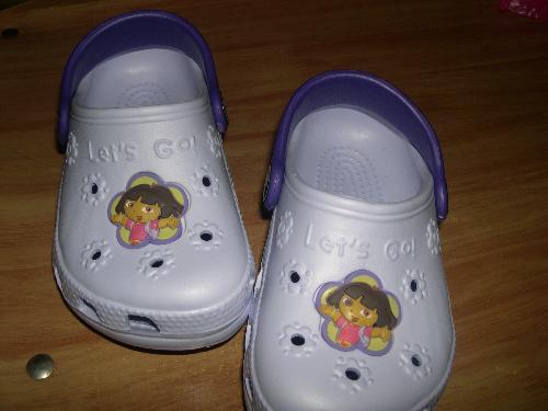 Imitation Crocs - This is a pair of purple Dora Crocs, is imitate, not genuine. The color is so sweet.
