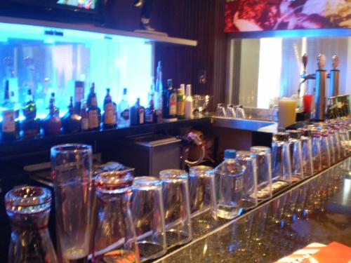 Bar Counter - TGIFridays Ayala Alabang Philippines newly refurnished/remodled bar counter...