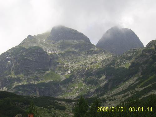 My Vacation Photo 3 - This is the highest point in the mountain. It was a bit cloudy but you can still see it quite clearly.