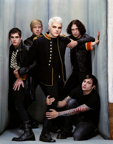 mychemical romance - My Chemical Romance is an American band known for their rock musics