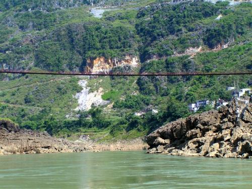 do you like to line in the village - big and long river,hight mountain,long cable bridge,more important,good people