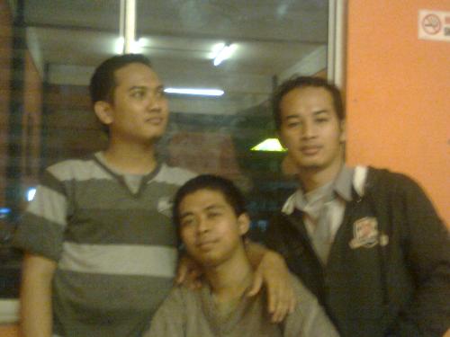 Achay with the Ganks - this my picture with my office friends at obonks restaurant
