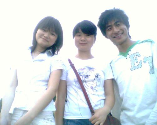 Me and my friends - Hehe,this time was during my freshman,the two guys at the left side of me were my friend.