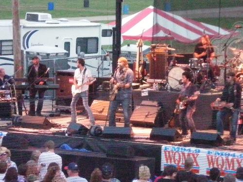 James Otto - Live performance Aug. 27, 2009 in Randolph, Ohio at the Portage County Fair