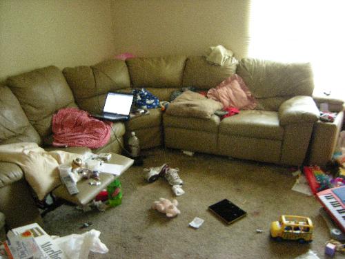 My messy house - This is what my aunt made such nasty remarks about. Come on...is it THAT bad?