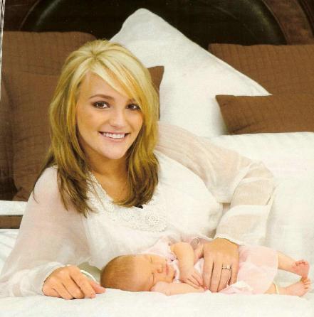 Jamie Lynn and her daughter Maddie - Jamie Lynn and her daughter Maddie.
