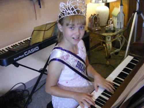 Piano Performance - MK as guest piano performer at an openhouse at a coffee/futon shop.