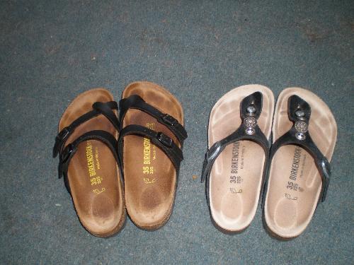 My Mayari and Gizeh Birkenstock slippers - The left ones are my Mayari&#039;s and the right ones are the Gizehs.