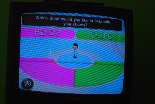 Everybody Votes Poll - Everybody Votes Poll on Which droid would you like to help you with your chores? R2-D2 or C-3PO