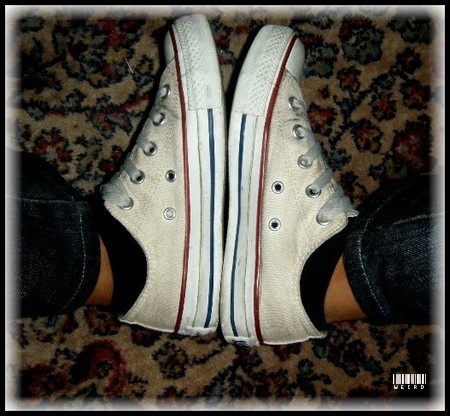my chuck taylor sneakers - One of my favorite sneakers. My off-white converse chuck taylor.