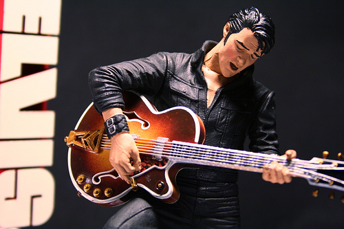 Elvis Presley - Elvis Presley figurine, '68 comeback special, playing the guitar and singing